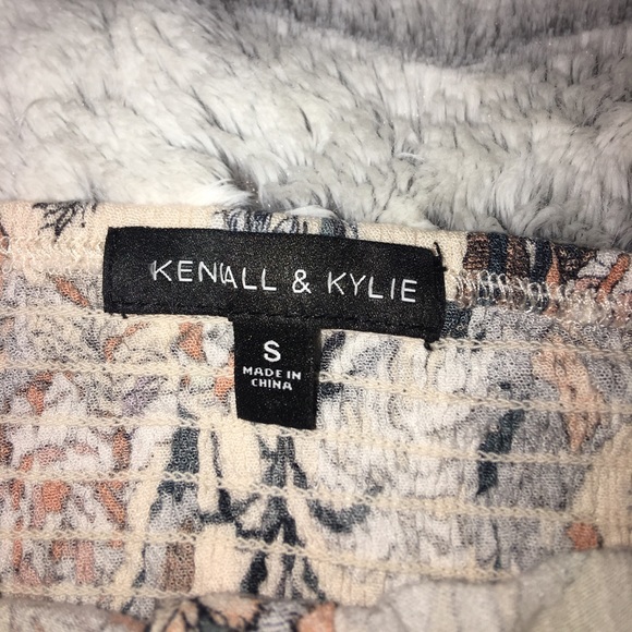 Kendall and Kylie crop top - Picture 4 of 6